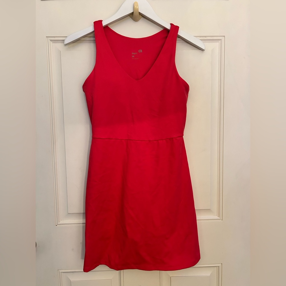 GAP Scarlet Sleeveless Skort